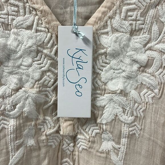 NWT Kyla Seo Pia Women's Cream Embroidered Blouse in Petal Pink Small - Picture 6 of 10